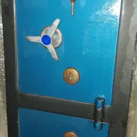 فروش یک عدد گاوصندق