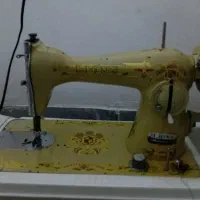 چرخ خیاطی قدیمی سالم