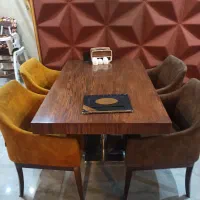 میز ناهار خوری رستوران