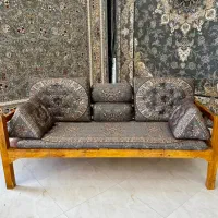 پشتی های شاه نشین 8 تیکه از بهترین متریال .