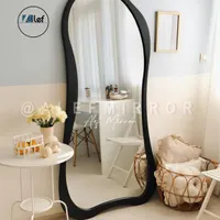 آینه دفرمه الف با قاب چوبی