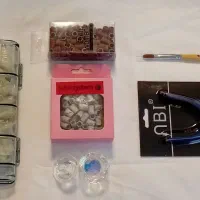 لوازم ناخن کاری در حد نو وکم کار کرده