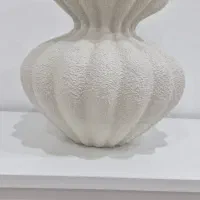 گلدان پلی استر دکوری|صنایع دستی و سایر لوازم تزئینی|رشت, حافظ آباد|دیوار