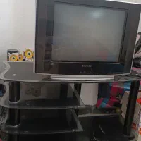فروش تلویزیون 21 اینج  و زیرتلویزیونی