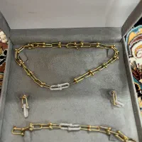 طلای دخترونه وشیک ونو