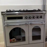 اجاق گاز طرح فر در حد نو