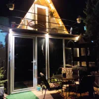 کلبه سوئیسی واقع در متل قو|اجارهٔ کوتاهمدت ویلا و باغ|سلمانشهر, |دیوار