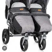 کالسکه دوقلو