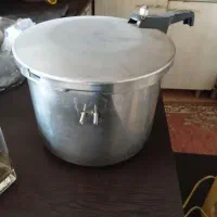 چرخ گوشت . آبمیوه گیری . زودپز|آبمیوه‌گیر و آب‌مرکبات‌گیر|چهارباغ, |دیوار