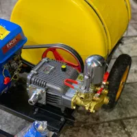 سمپاش فرقونی ۱۲۰ لیتری با موتور ۷ اسب و پمپ ۴۵ بار|ماشینآلات صنعتی|مشهد, کوی پلیس|دیوار