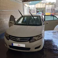 آریو ۹۶ بی رنگ