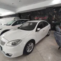 فروش برلیانس صندوق دار ۳۳۰