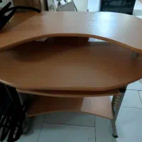 میز کامپیوتر