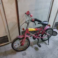 دوچرخه 16|دوچرخه، اسکیت، اسکوتر|اندیشه, اندیشه فاز ۳|دیوار
