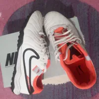 کفش مخصوص چمن مصنوعی