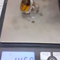 انگشتر نقره دست‌ساز کهربا