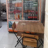 میز به همراه ۴ صندلی