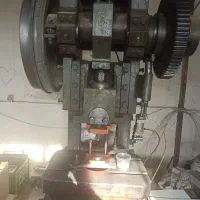 پرسکار (پرس ضربه ای)