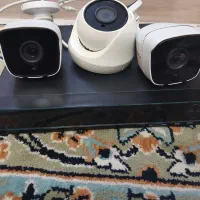 باسلام دوربین مداربسته بادستگاه وحافضه درحدنوع