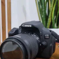 دوربین کنون ۷۰۰ d