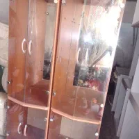 سلام ویترین سه تکه بفروش می‌رسد