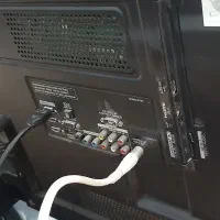 ال ای دی ۴۲ اینچ الجی اصل کره به همراه میز چوبی|تلویزیون و پروژکتور|کرج, گوهردشت|دیوار