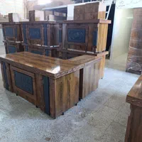 میز تحریر وکامپیوتر