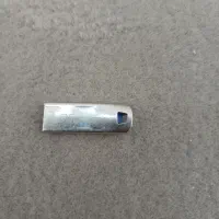 فلش ۸ گیگ و ۱۶ گیگ سالم دو تا با هم ۱ تومن