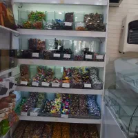 استند قفسه شکلات