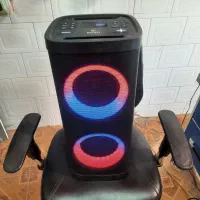 اسپیکر انزو در حد نو کیفیت صدا عالی