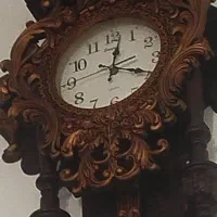 ساعت ایستاده و ساعت دیواری