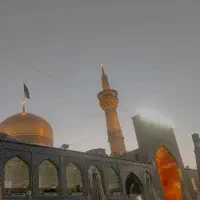 مشهد مقدس تعطیلات آخر تابستان