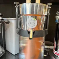 آبمیوه گیری صنعتی