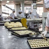 نیروی کار کارگاه شیرینی باقلوا