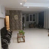 واحد اداری سه خواب با جای پارک بسیار زیاد