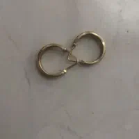 مقداری طلا ظریف و سبک