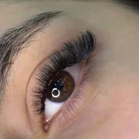 اکستنشن و لیفت مژه و ابرو