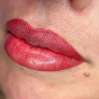 اجراموزش تاتو میکروبلیدینگ میکرو فیبروز شیدینگ لب|خدمات آرایشگری و زیبایی|قم, سالاریه|دیوار