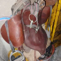 زین اسب چرم گاوکامل