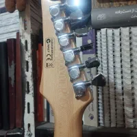 گیتار الکتریک|گیتار، بیس، امپلیفایر|تبریز, |دیوار