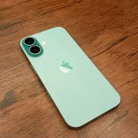 آیفون 16 نرمال