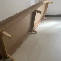 تخته چوب زیر تخت