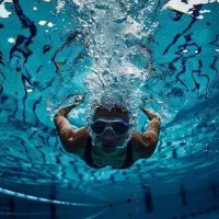 آموزش شنا بانوان و رفع تخصصی ترس از آب