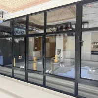 استا کار ماهر برای تولید پنجره دوجداره