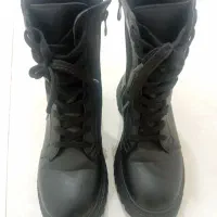 دوجفت پوتین|کیف، کفش، کمربند|رشت, بازار|دیوار