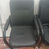 صندلی چرمی انتظار