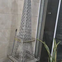 برج ایفل و میلاد