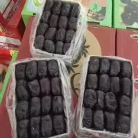 فروش خرما میانگین 7 کیلو و 7.5 کیلو|عمده‌فروشی|نرماشیر, |دیوار