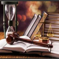 وکیل پایه یک دادگستری