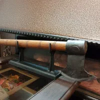 چاقو و تبر مناسب کمپ و کوه